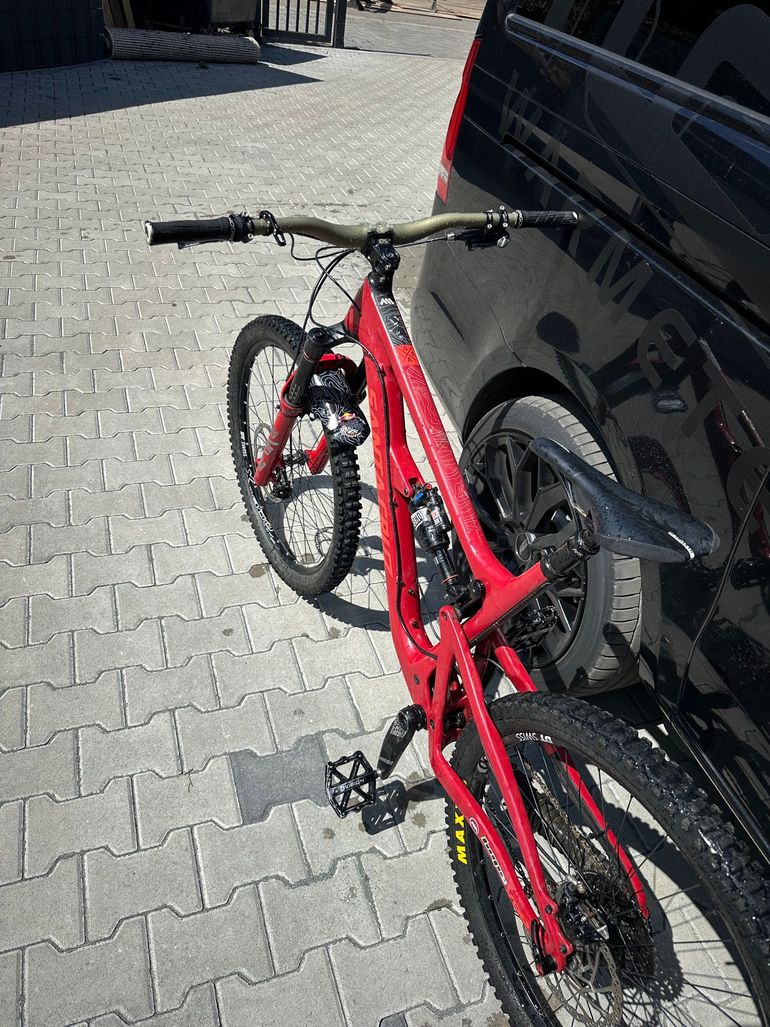 Used Santa Cruz Hightower SRAM X1 2018 Mountainbike, Red, 27.5 (650B) — image 3 of 8