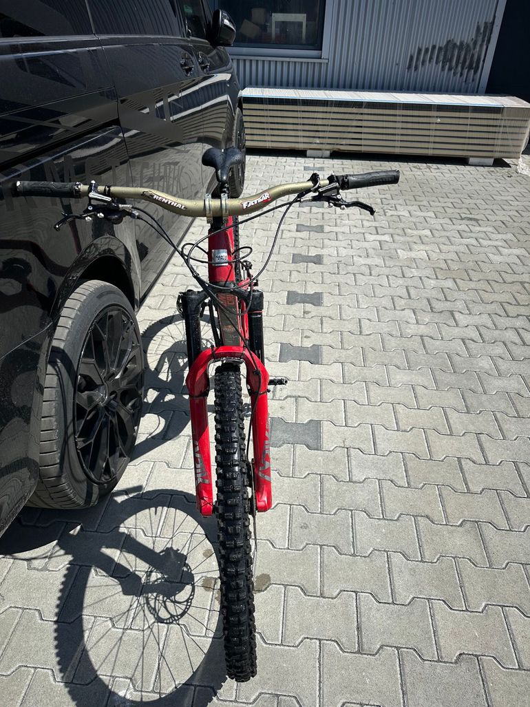 Used Santa Cruz Hightower SRAM X1 2018 Mountainbike, Red, 27.5 (650B) — image 8 of 8
