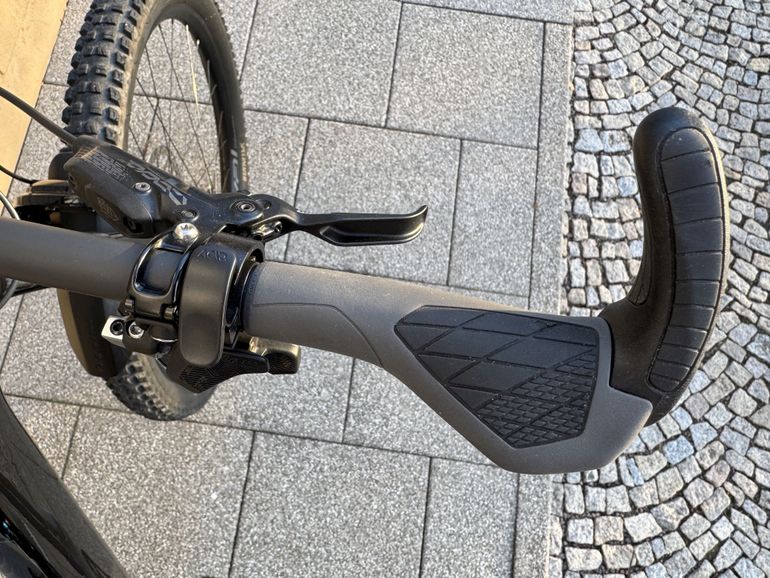 Used Specialized Turbo Levo Expert 2022 2022 Mountainbike — image 10 of 20