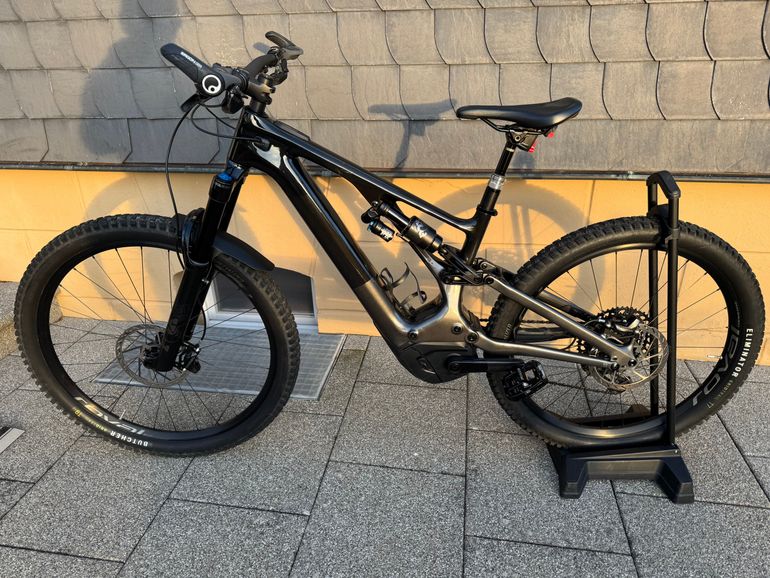 Used Specialized Turbo Levo Expert 2022 2022 Mountainbike — image 4 of 20