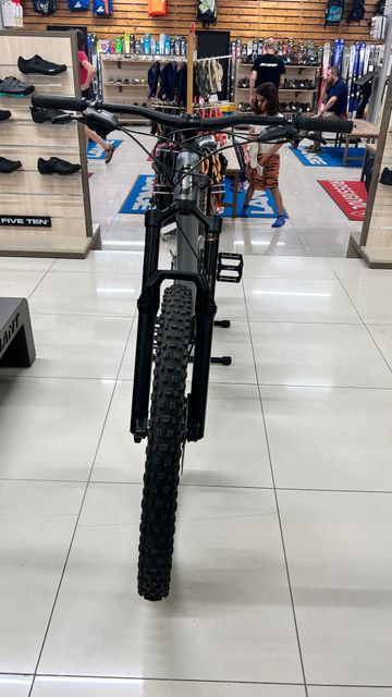 Used Scott Ransom 930 2023 2023 Mountainbike, Light Gray, 29 — image 5 of 7