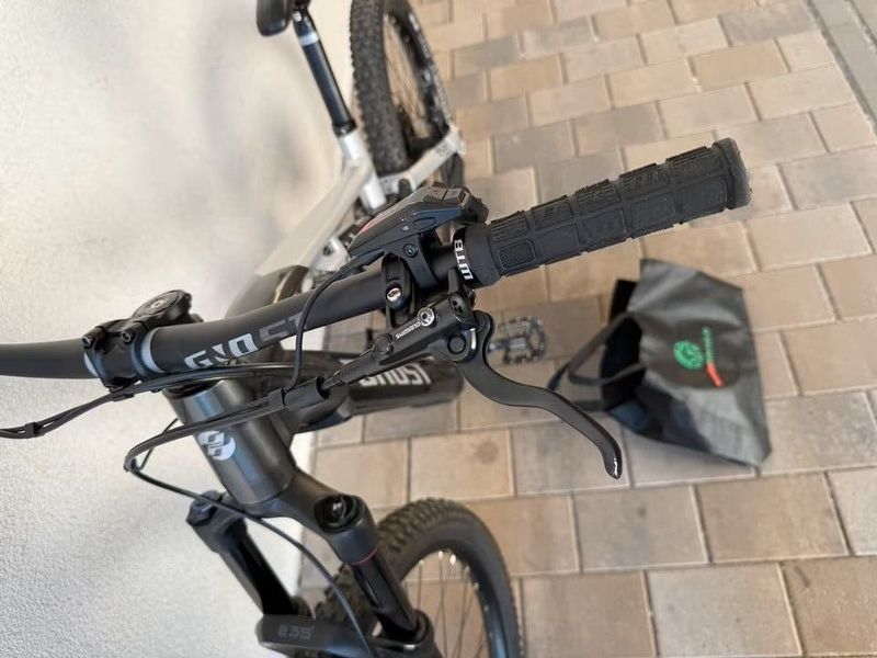 Gebrauchtes Ghost E-ASX 130 Universal 2023 2023 Mountainbike, Schwarz, 29, 27.5 — Bild 7 von 16