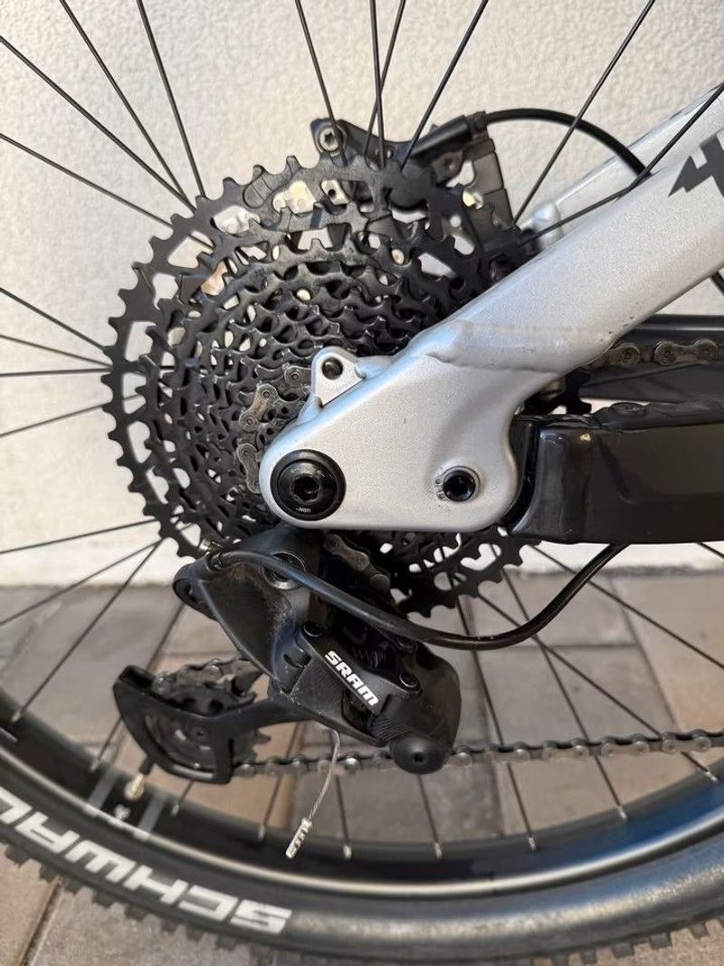 Gebrauchtes Ghost E-ASX 130 Universal 2023 2023 Mountainbike, Schwarz, 29, 27.5 — Bild 14 von 16