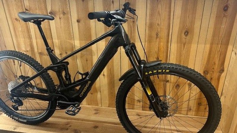 Orbea WILD M20 20mph 2024 2024 Mountainbike usato, Nero — immagine 3 di 6