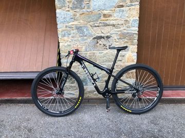 Käytetty Specialized Epic Sram Eagle Transmission XX 2024 Mountainbike — kuva 1 / 6