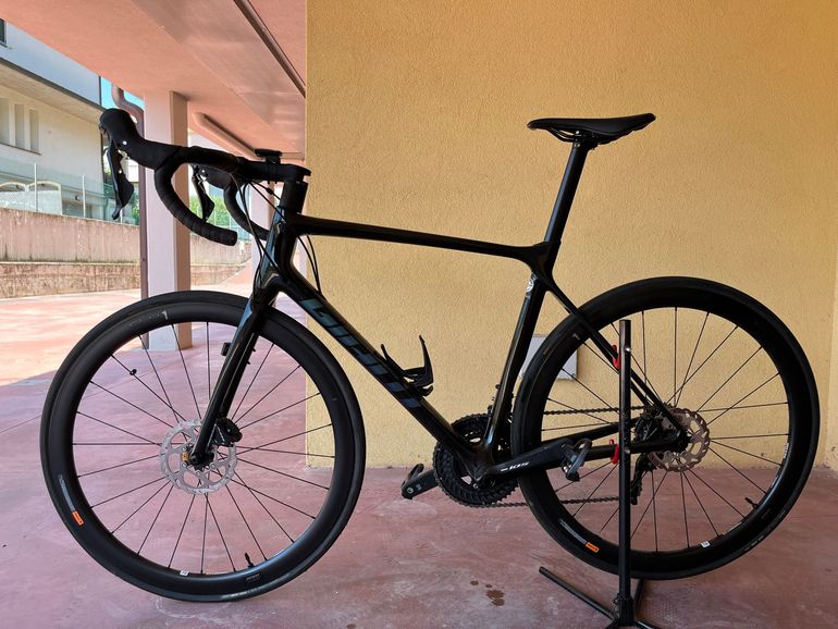 Used Giant TCR Advanced, Disc 2 PC 2021 2021 Road & Gravel, Black — image 3 of 12