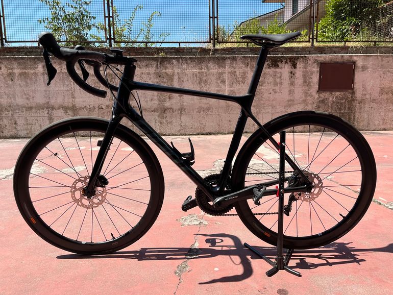 Used Giant TCR Advanced, Disc 2 PC 2021 2021 Road & Gravel, Black — image 2 of 12