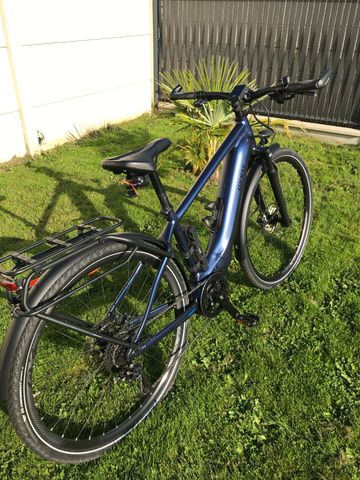 Used Giant Explore E+2 2022 Mountainbike, Blue — image 2 of 4
