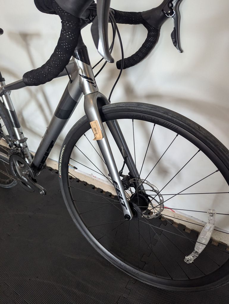 Used Felt VR 60 2022 2022 Road & Gravel, Light Gray — image 5 of 8