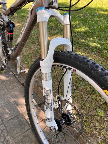 Used Trek Fuel ex SRAM X7 2012 Mountainbike, Light Gray, 26 — image 2 of 13
