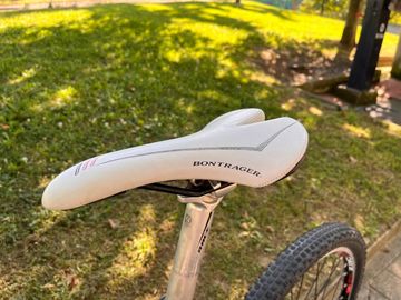 Used Trek Fuel ex SRAM X7 2012 Mountainbike, Light Gray, 26 — image 13 of 13