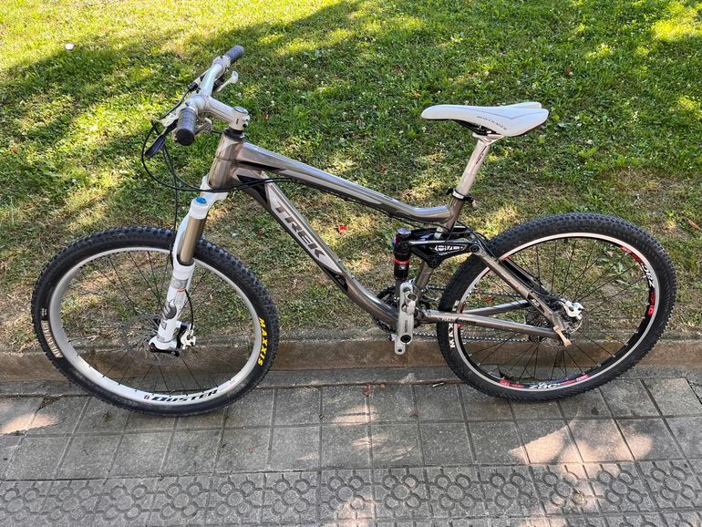 Used Trek Fuel ex SRAM X7 2012 Mountainbike, Light Gray, 26 — image 9 of 13