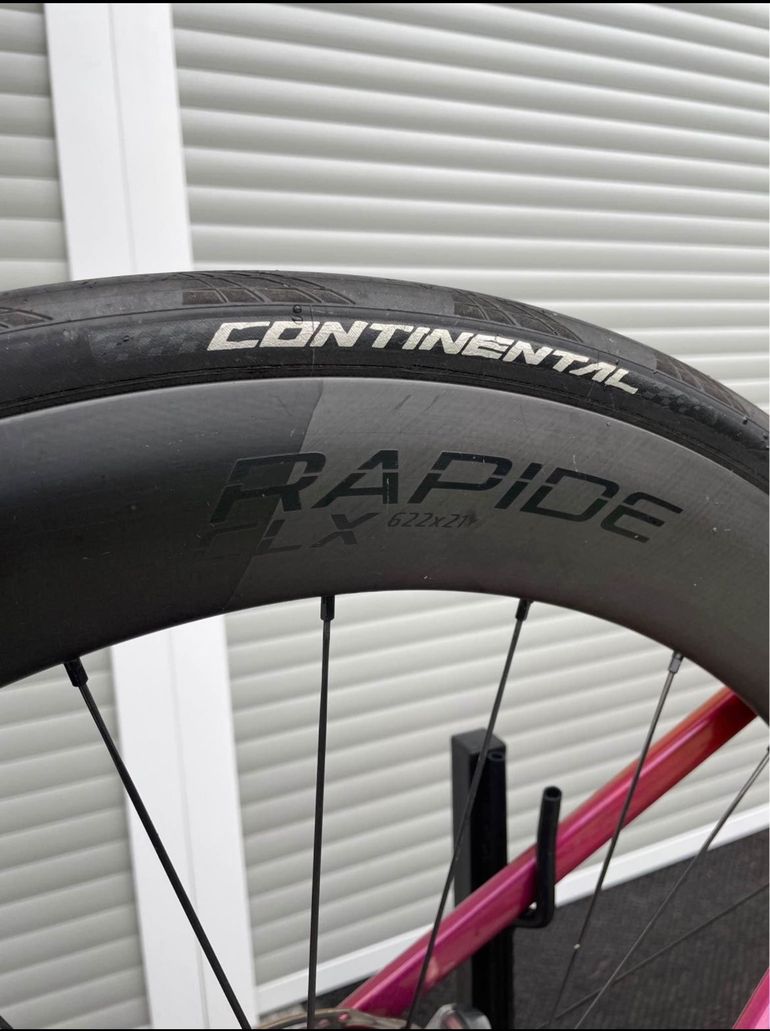 Used Specialized S-Works Tarmac SL7 - SRAM Red eTap AXS 2023 2023 Road & Gravel — image 8 of 9