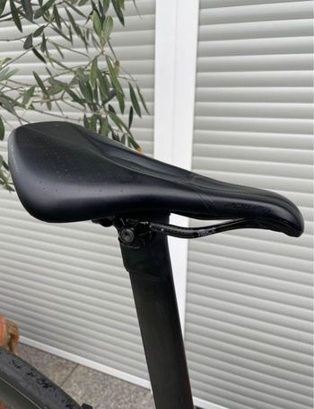 Used Specialized S-Works Tarmac SL7 - SRAM Red eTap AXS 2023 2023 Road & Gravel — image 7 of 9