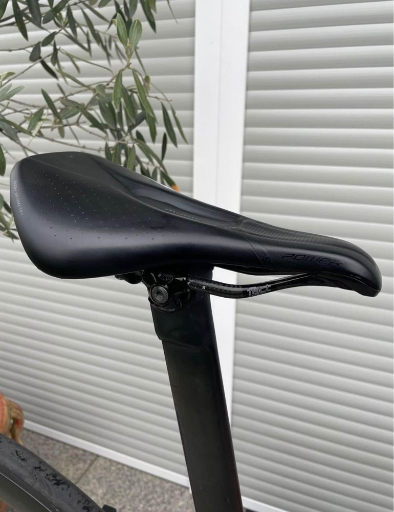 Used Specialized S-Works Tarmac SL7 - SRAM Red eTap AXS 2023 2023 Road & Gravel — image 7 of 9