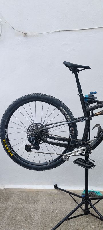 Gebrauchtes FRM Anakin 2019 2019 Mountainbike, Schwarz, 29 — Bild 3 von 6