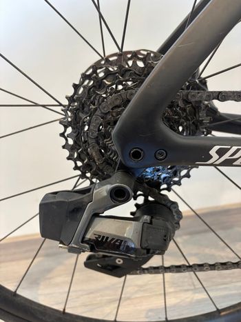 Used Specialized Tarmac SRAM Rival eTap AXS 2021 Road & Gravel, Green — image 3 of 13