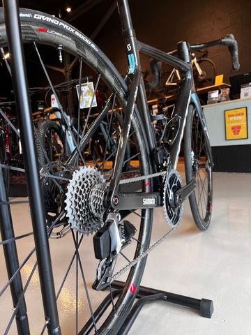 Gebrauchtes Scott Addict RC Ultimate 2023 2023 Road & Gravel, Schwarz — Bild 5 von 6