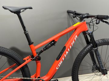 Used Specialized Epic Other SRAM 2025 Mountainbike, Orange — image 5 of 5