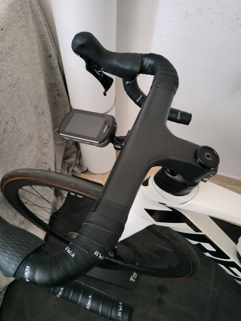 Trek Madone Shimano Ultegra 2022 Road & Gravel usato, Bianco — immagine 5 di 7