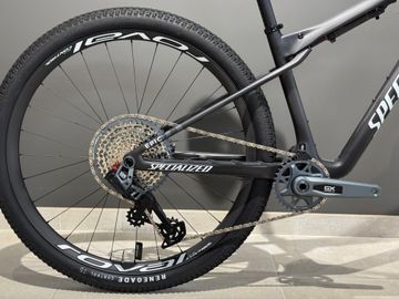 Specialized EPIC WC EXPERT 2025 Mountainbike d'occasion — image 4 sur 5