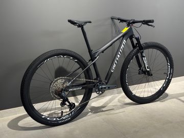 Specialized EPIC WC EXPERT 2025 Mountainbike d'occasion — image 3 sur 5
