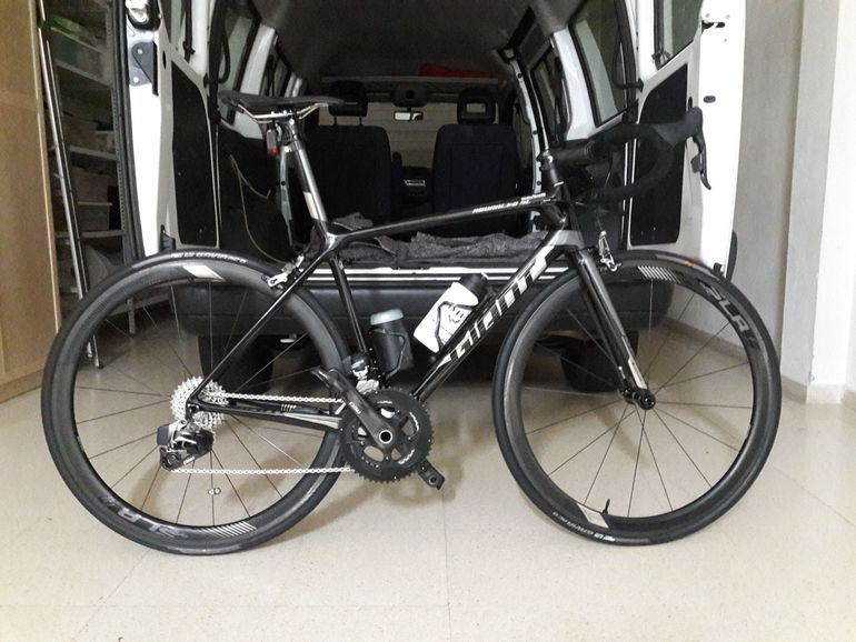 Giant Tcr SRAM Red 2018 Road & Gravel d'occasion — image 2 sur 3