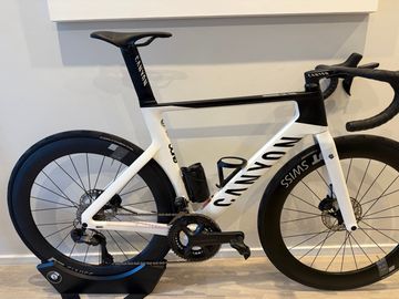 Brugt Canyon Aeroad CF SLX 8 Disc Di2 2023 2023 Road & Gravel — billede 3 af 3