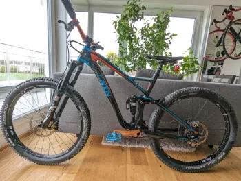 Used Radon Slide Carbon 160 9.0 HD 2017 Mountainbike, Black — image 1 of 18