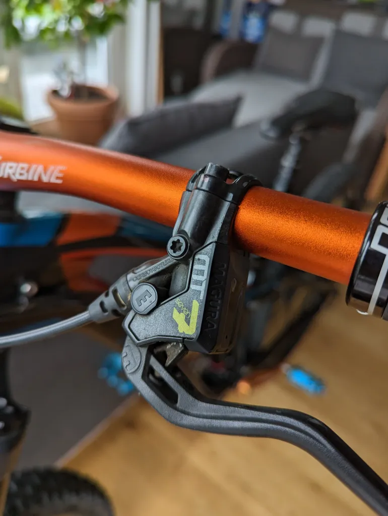 Used Radon Slide Carbon 160 9.0 HD 2017 Mountainbike, Black — image 7 of 18