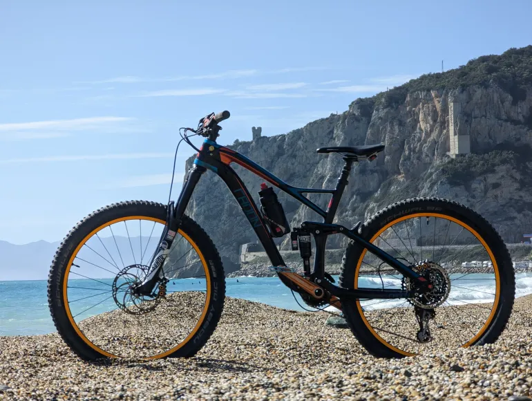 Used Radon Slide Carbon 160 9.0 HD 2017 Mountainbike, Black — image 11 of 18