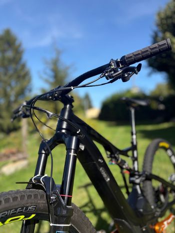 Used Specialized Turbo Levo FSR Comp 6Fattie/29 2018 2018 Mountainbike, Black — image 4 of 13