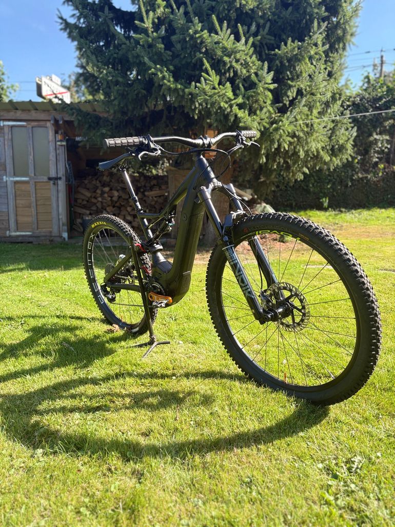 Used Specialized Turbo Levo FSR Comp 6Fattie/29 2018 2018 Mountainbike, Black — image 5 of 13