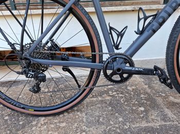 Used TRIBAN Grvl 520 2022 Road & Gravel, Light Gray — image 17 of 28