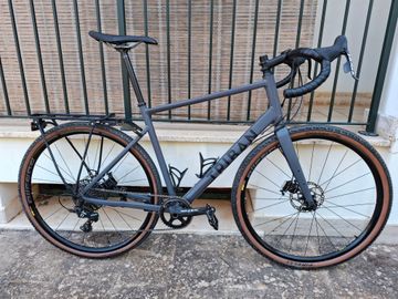Used TRIBAN Grvl 520 2022 Road & Gravel, Light Gray — image 3 of 28