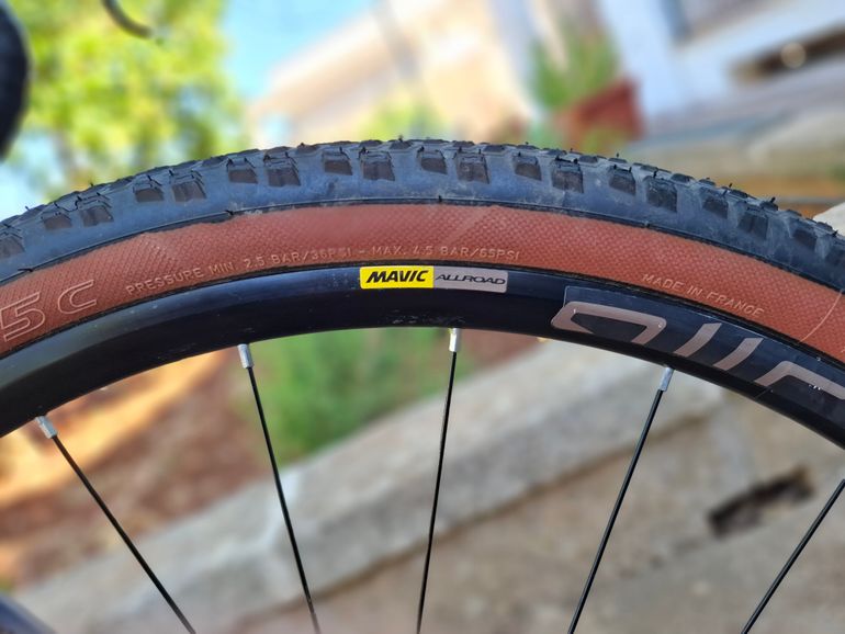 Used TRIBAN Grvl 520 2022 Road & Gravel, Light Gray — image 23 of 28