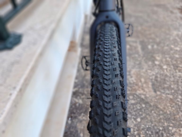 Used TRIBAN Grvl 520 2022 Road & Gravel, Light Gray — image 25 of 28