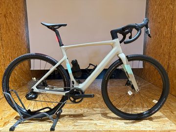 Tweedehands Scott Solace Sram Apex Etap AXS 2025 Road & Gravel — afbeelding 1 van 8