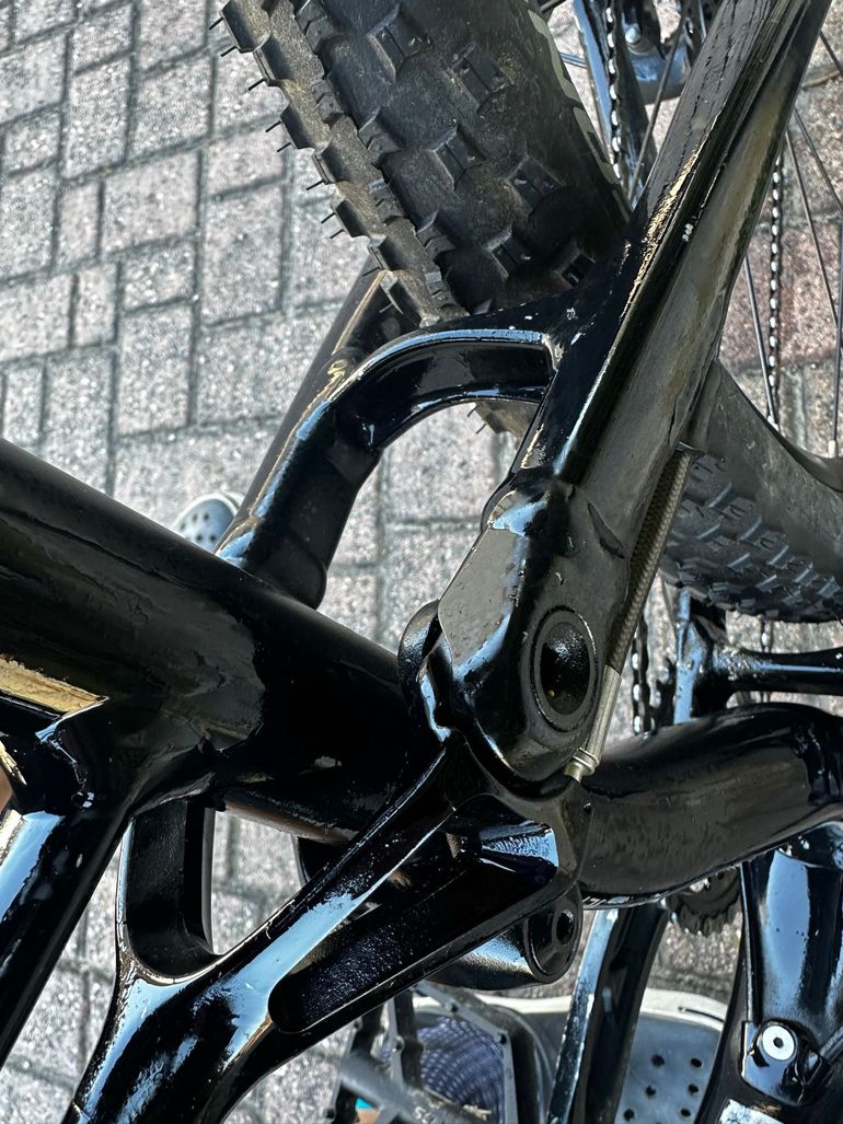 Used Specialized Epic Shimano Deore XT 2020 Mountainbike, Black — image 9 of 14