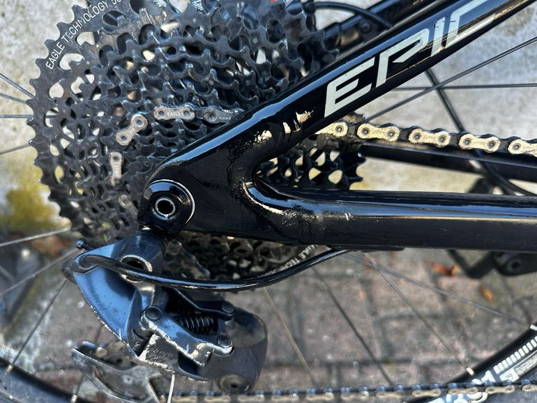 Used Specialized Epic Shimano Deore XT 2020 Mountainbike, Black — image 14 of 14