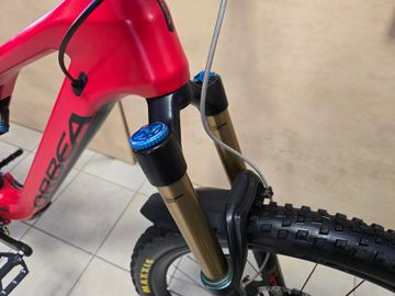 Używany Orbea Rallon Advanced Dynamics 2021 Mountainbike — zdjęcie 9 z 22