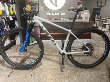 Used Specialized Epic SRAM GX Eagle 2019 Mountainbike, Light Gray — image 2 of 6