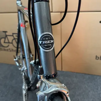 Used Trek Trek Madone 5.2 2006 (62cm) 2006 Road & Gravel, Light Gray — image 3 of 5