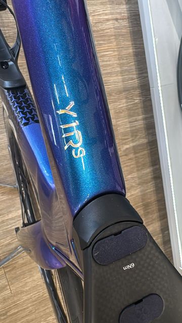 Gebrauchtes Colnago Y1rs 2025 Road & Gravel, Blau — Bild 3 von 6