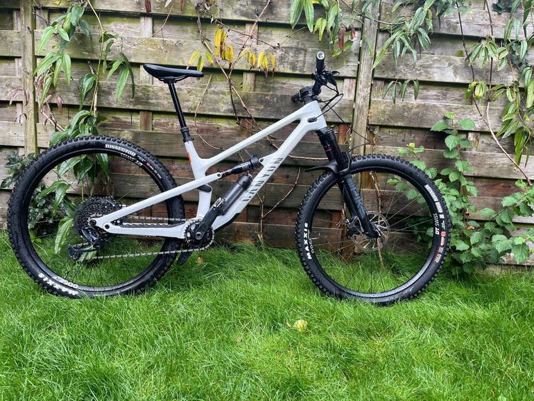 Used Canyon Spectral 125 CF 7 2024 2024 Mountainbike — image 1 of 5