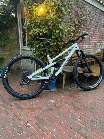 Used Canyon Spectral 125 CF 7 2024 2024 Mountainbike — image 2 of 5