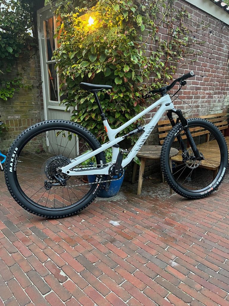 Used Canyon Spectral 125 CF 7 2024 2024 Mountainbike — image 2 of 5