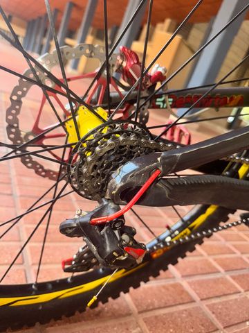 Used Santa Cruz V10 SRAM X01 DH 2020 Mountainbike, Black — image 6 of 22
