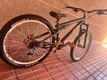 Gebrauchtes GT Chucker 1.0 2007 Mountainbike, Schwarz, 26 — Bild 3 von 10