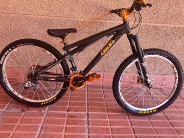Gebrauchtes GT Chucker 1.0 2007 Mountainbike, Schwarz, 26 — Bild 1 von 10